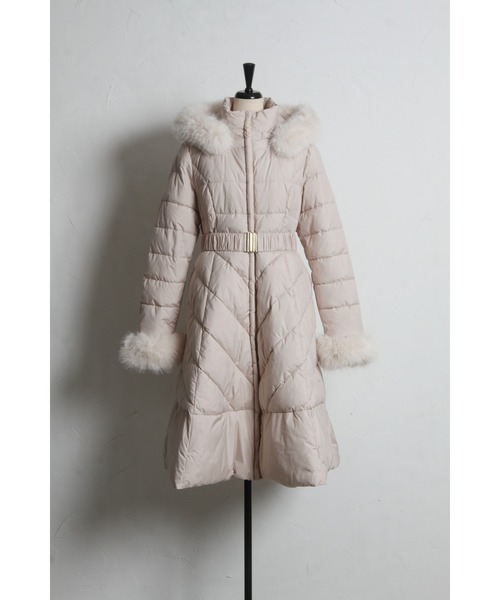 tocco closet(トッコ クローゼット)の「取り外し可能なファー&ベルト付きフィット&フレアキルティングコート(その他アウター・レディース・ブラック/アイボリー/バーガンディー/ベージュ・M)」の18枚目の写真