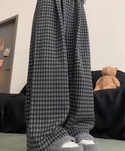 ViViDAY（ビビデー）の「裏起毛チェック柄スウェットパンツ（スウェットパンツ・レディース・ブラウン/ダークグレー・M）」の22枚目の写真