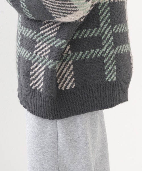 OMNES（オムネス）の「チェック柄シャギー オーバーサイズボリューム袖ニット（ニット/セーター・レディース・ネイビー系/グレー系その他・FREE）」の18枚目の写真