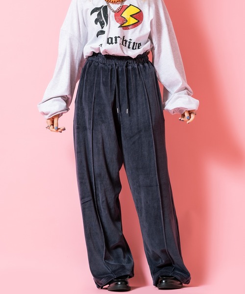 a.p.o.v.（エーピーオービー）の「a.p.o.v. センターパイピングワイドベロアパンツ（その他パンツ・メンズ・チャコール/ブラック・ONESIZE）」の8枚目の写真