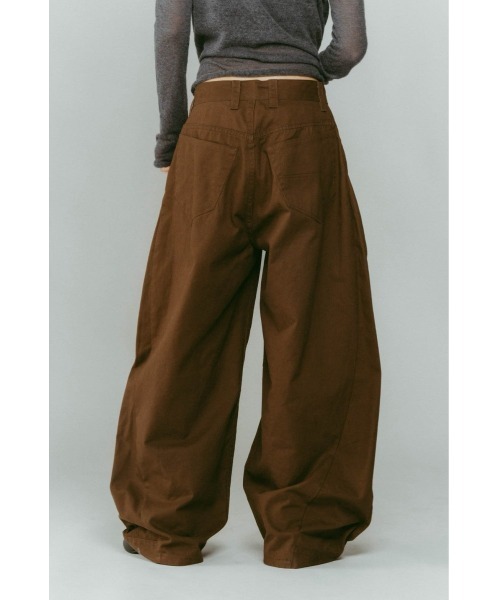 Knuth Marf（クヌースマーフ）の「shirt wrap denim pants（デニムパンツ・レディース・ブラウン/ブルー/ブラック・X-SMALL/SMALL/MEDIUM）」の7枚目の写真