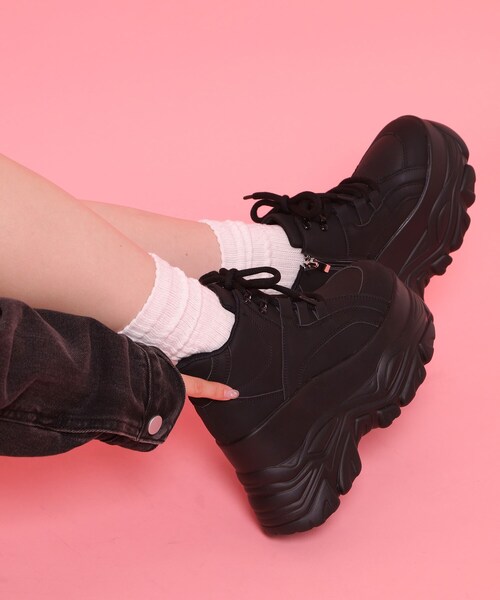 cs T&P(シーエスティーアンドピー)の「ハイカット厚底スニーカー(スニーカー・レディース・ブラック/ホワイト・S/M/L/LL)」の8枚目の写真