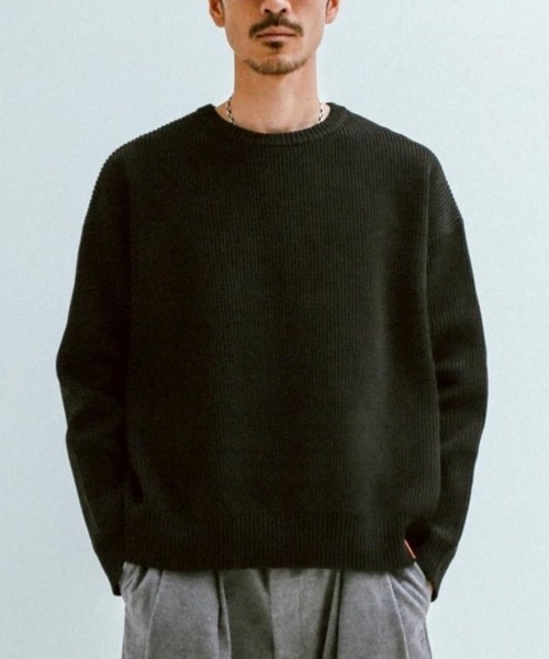 TonyTaizsun(トニータイズサン)の「【TonyTaizsun/トニータイズサン】Fairfax High School knit crew クルーニット セーター バック 刺繍(ニット/セーター・メンズ・ブラック・MEDIUM/LARGE/X-LARGE)」の1枚目の写真