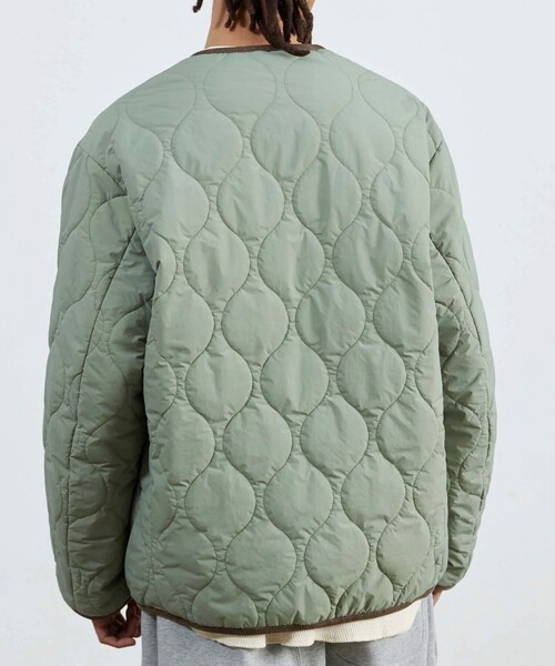 ARMY TWILL（アーミーツイル）の「【ARMY TWILL/アーミーツイル】Quilting Reversible Jacket（ブルゾン・メンズ・オリーブ/ブラック・L/M）」の17枚目の写真