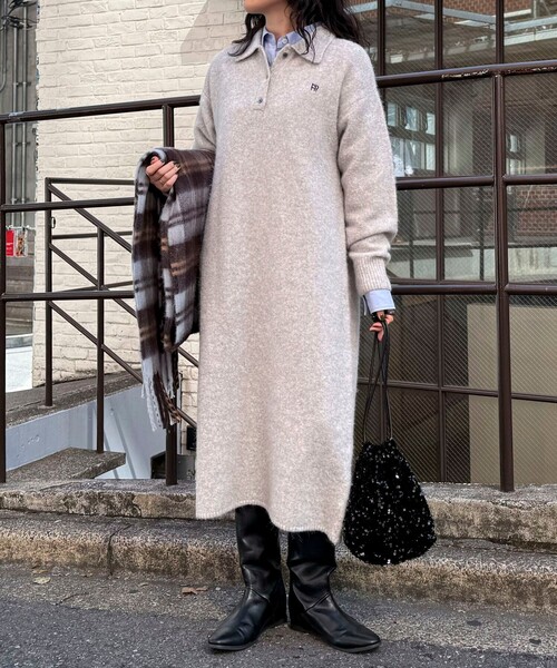 fredy emue（フレディエミュ）の「FR刺繍衿付きニットワンピース（ワンピース・レディース・オレンジ/ネイビー/グレー・38）」の4枚目の写真