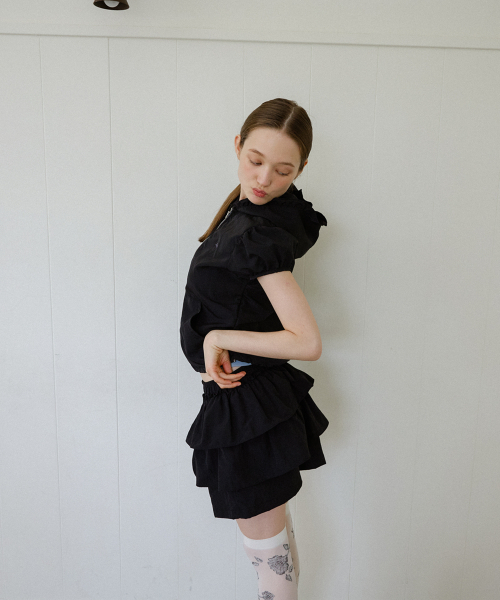 LETERIE(レテリー)の「NYLON FRILL PANTS_BLACK(その他パンツ・レディース・ブラック・FREE)」の2枚目の写真