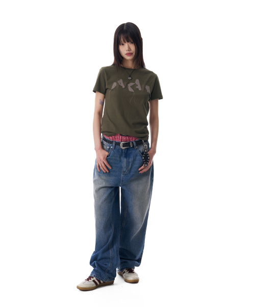 セール】Tapered Denim Pants (Washed Blue)（デニムパンツ）｜AAKAM