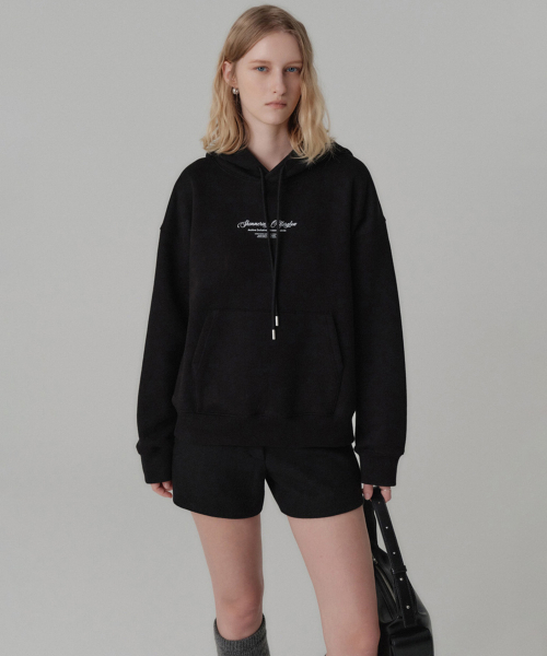 LOOKAST(ルックキャスト)の「ウィンターシグネチャーシーズナル起毛フードパーカー_ブラック(Tシャツ/カットソー・レディース・ブラック・FREE)」の2枚目の写真