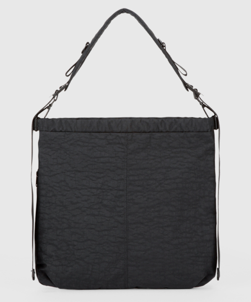 MONSTER REPUBLIC(モンスターリパブリック)の「TRUST CROSS BAG / BLACK(メッセンジャーバッグ・レディース・ブラック・FREE)」の6枚目の写真
