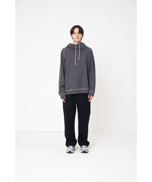 HORLISUN(ホーリーサン)の「Willow Funnel Stitch Raglan Hoodie Charcoal(パーカー・レディース・その他・LARGE/MEDIUM/SMALL)」の6枚目の写真