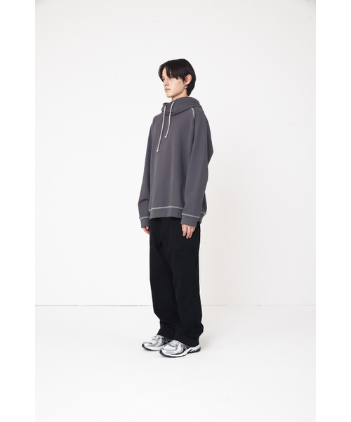 HORLISUN(ホーリーサン)の「Willow Funnel Stitch Raglan Hoodie Charcoal(パーカー・レディース・その他・LARGE/MEDIUM/SMALL)」の7枚目の写真