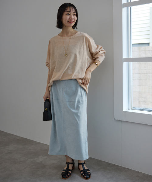 SLOBE IENA（スローブイエナ）の「カラースエードタイトスカート（スカート・レディース・サックスブルー/ダークパープル・FREE）」の3枚目の写真