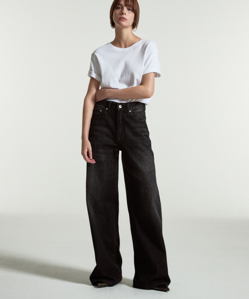 Stack wide denim pants (Black)（デニムパンツ）｜FEIHEI（フェイヘイ