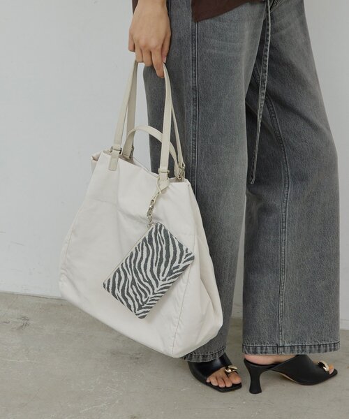 GALLARDAGALANTE(ガリャルダガランテ)の「【WEB限定カラーあり】【2.718】ダブルハンドルトート(トートバッグ・レディース・ホワイト/ブラック系その他2/ブラック/オフホワイト・FREE)」の18枚目の写真