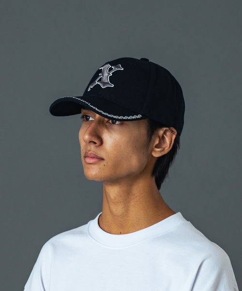 XLARGE(エクストララージ)の「OLD ENGLISH CAP(キャップ・メンズ・ブラック/グリーン/ネイビー・ONE SIZE)」の6枚目の写真