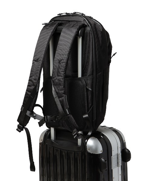 ACE（エース）の「バックパック ACE共同開発 撥水 ナイロン（バックパック/リュック・メンズ・グレー/ブラック・F）」の11枚目の写真