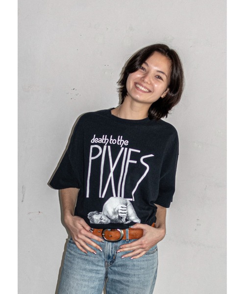 THRIFTY LOOK(スリフティールック)の「THRIFTY LOOK スリフティルック / THRIFTY"PIXIES"TEE(Tシャツ/カットソー・メンズ・ブラック系1/ブラック・LARGE/MEDIUM/X-LARGE)」の1枚目の写真