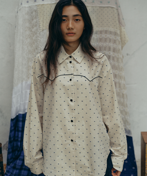FRITUR(フリーター)の「Dot Western Shirt White_F243ST02(シャツ/ブラウス・レディース・ホワイト・FREE)」の2枚目の写真