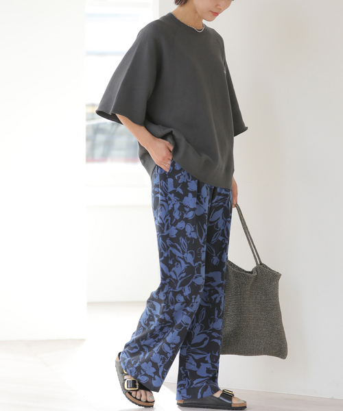 JOURNAL STANDARD relume（ジャーナルスタンダード　レリューム）の「［26SS新作］バイカラーリーフプリントパンツ（その他パンツ・レディース・アイボリー/ブラウン系その他/ブルー・FREE）」の18枚目の写真