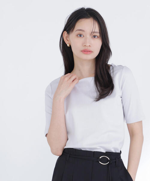 NATURAL BEAUTY BASIC(ナチュラルビューティーベーシック)の「<接触冷感>◇ベーシックTシャツ スクエアネック(Tシャツ/カットソー・レディース・ブラック/オフホワイト/グレー・FREE)」の3枚目の写真