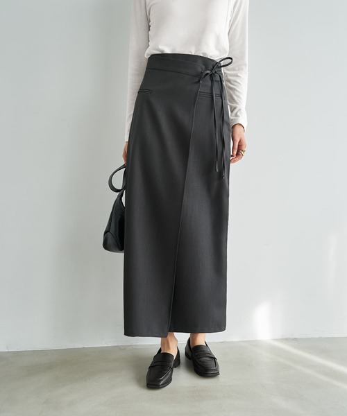 STYLE DELI（スタイルデリ）の「スタイリッシュラップスカート（スカート・レディース・ブラック/チャコールグレー・SMALL/MEDIUM）」の2枚目の写真