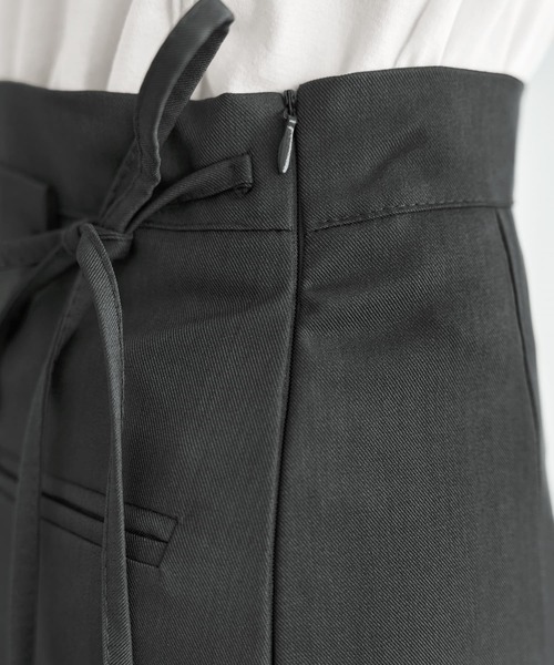 STYLE DELI（スタイルデリ）の「スタイリッシュラップスカート（スカート・レディース・ブラック/チャコールグレー・SMALL/MEDIUM）」の9枚目の写真