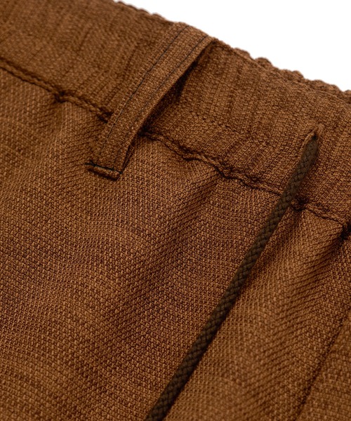 MEN'S BIGI（メンズビギ）の「Reflaxスラブオックスパンツ＜ストレッチ/イージーケア/吸汗性/通気性＞（その他パンツ・メンズ・ブラウン/ベージュ/グレー/ブラック・01/02/03/04）」の7枚目の写真