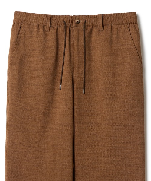 MEN'S BIGI（メンズビギ）の「Reflaxスラブオックスパンツ＜ストレッチ/イージーケア/吸汗性/通気性＞（その他パンツ・メンズ・ブラウン/ベージュ/グレー/ブラック・01/02/03/04）」の5枚目の写真