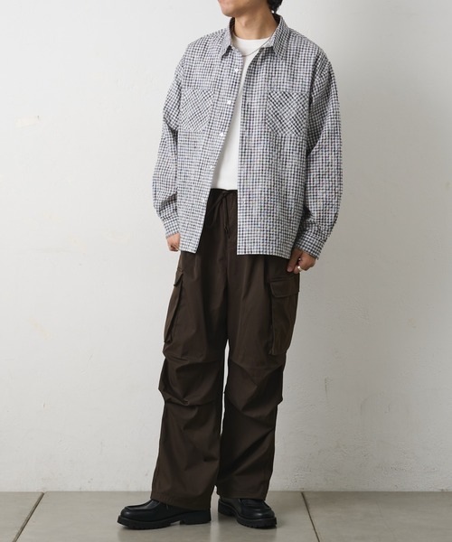 COLONY 2139(コロニートゥーワンスリーナイン)の「チェックサッカー長袖シャツ(シャツ/ブラウス・メンズ・サックスブルー/ブラック/アイボリー・LARGE/MEDIUM)」の13枚目の写真