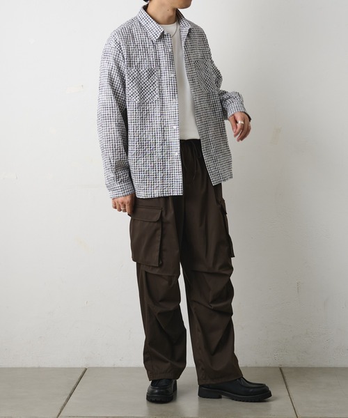 COLONY 2139(コロニートゥーワンスリーナイン)の「チェックサッカー長袖シャツ(シャツ/ブラウス・メンズ・サックスブルー/ブラック/アイボリー・LARGE/MEDIUM)」の15枚目の写真