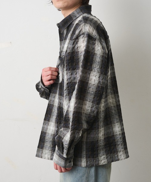 COLONY 2139(コロニートゥーワンスリーナイン)の「チェックサッカー長袖シャツ(シャツ/ブラウス・メンズ・サックスブルー/ブラック/アイボリー・LARGE/MEDIUM)」の22枚目の写真