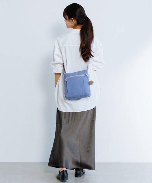 Kanana project(カナナプロジェクト)の「ショルダーバッグ PJ8-3rd LTD ブリーズライト 3L 限定モデル 20133(ショルダーバッグ・レディース・ベージュ/ブルーパープル・FREE)」の6枚目の写真