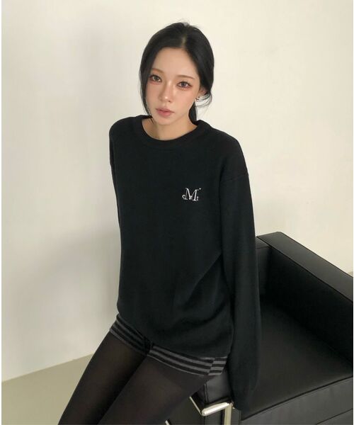 MUCENT(ムセント)の「アドリアンバッグレザー ルーズフィットニット 男女共用 (4カラー)(ニット/セーター・レディース・グレー/ブラック/ネイビー/ホワイト・FREE)」の20枚目の写真