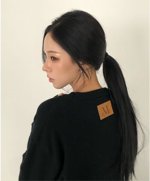 MUCENT(ムセント)の「アドリアンバッグレザー ルーズフィットニット 男女共用 (4カラー)(ニット/セーター・レディース・グレー/ブラック/ネイビー/ホワイト・FREE)」の21枚目の写真