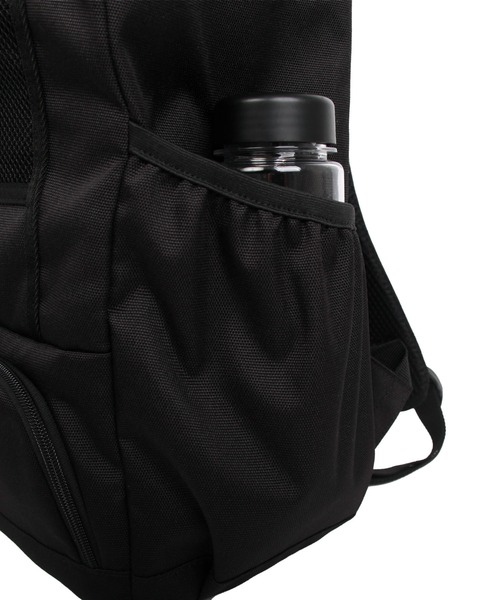 Columbia(コロンビア)の「【Columbia】 LB Flawless LW 32L ボックスリュック(バックパック/リュック・メンズ・ブラック×ホワイト/ブラック・FREE)」の8枚目の写真