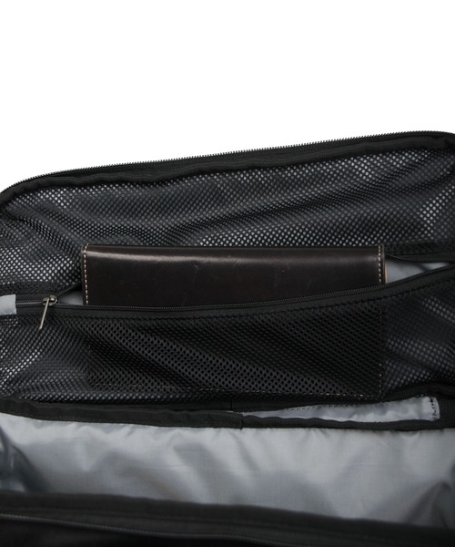 Columbia(コロンビア)の「【Columbia】 LB Flawless LW 32L ボックスリュック(バックパック/リュック・メンズ・ブラック×ホワイト/ブラック・FREE)」の18枚目の写真