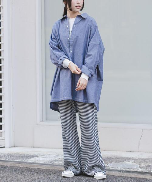 FORK&SPOON(フォークアンドスプーン)の「FORK&SPOON カットフレアパンツ(その他パンツ・レディース・ネイビー/ブラック・1/2)」の13枚目の写真