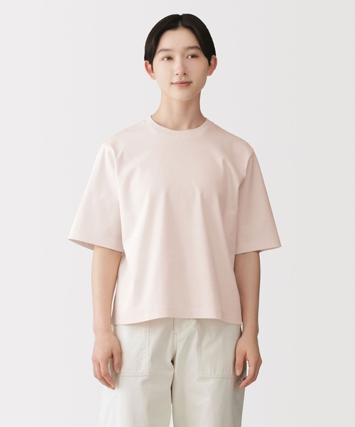 無印良品(ムジルシリョウヒン)の「婦人 涼感UVカットクルーネックワイド半袖Tシャツ(Tシャツ/カットソー・レディース・ホワイト/ライトグレー/ブルー系/ブラック/ライトピンク/スモーキーグリーン系/チャコールグレー/ライトイエロー・S/M/L/XL)」の8枚目の写真