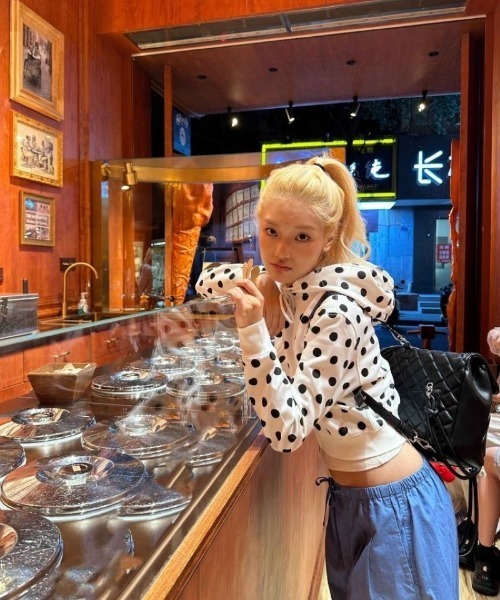 Ritzy(リッツィー)の「ドットパーカー フード付きトップス(パーカー・レディース・ホワイト・M/L/S)」の8枚目の写真
