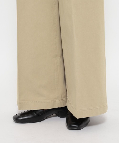mysty woman（ミスティウーマン）の「2WAYチノクロスパンツ 666540（チノパンツ・レディース・ベージュ/カーキ・SMALL/MEDIUM）」の12枚目の写真