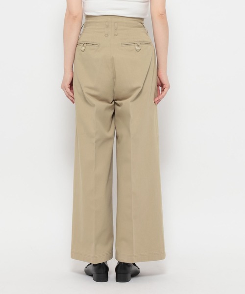 mysty woman（ミスティウーマン）の「2WAYチノクロスパンツ 666540（チノパンツ・レディース・ベージュ/カーキ・SMALL/MEDIUM）」の19枚目の写真