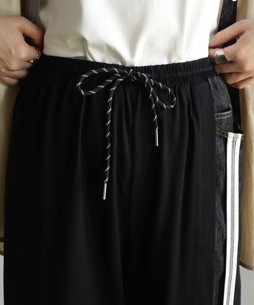 BITTOKO(ビットコ)の「カット×デニムパンツ(デニムパンツ・レディース・ブラック/ブルー・FREE)」の10枚目の写真