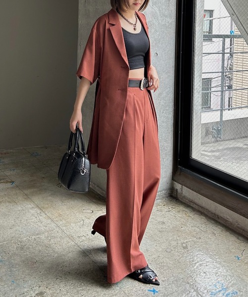 PAGEBOY(ページボーイ)の「シアバスウエストベルトショートスリーブジャケット【セットアップ対応】(テーラードジャケット・レディース・グレー/ブラック/ブラウン/テラコッタ・FREE)」の5枚目の写真