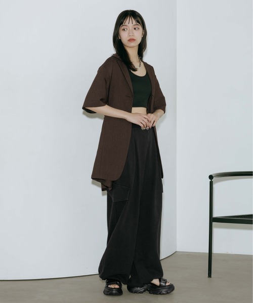 PAGEBOY(ページボーイ)の「シアバスウエストベルトショートスリーブジャケット【セットアップ対応】(テーラードジャケット・レディース・グレー/ブラック/ブラウン/テラコッタ・FREE)」の20枚目の写真