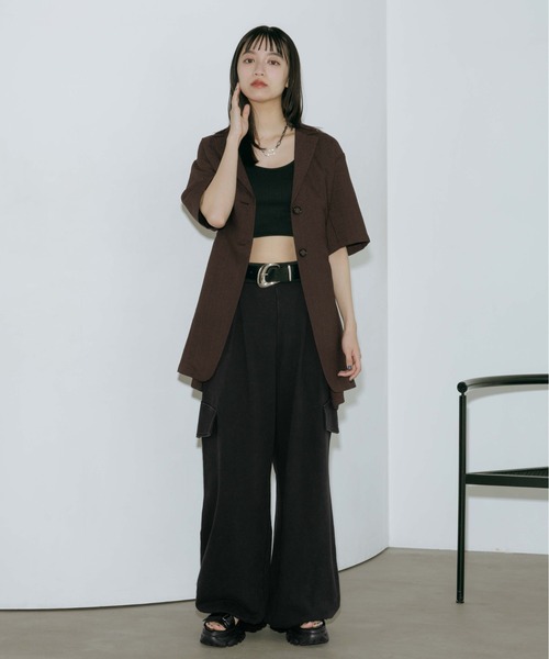 PAGEBOY(ページボーイ)の「シアバスウエストベルトショートスリーブジャケット【セットアップ対応】(テーラードジャケット・レディース・グレー/ブラック/ブラウン/テラコッタ・FREE)」の22枚目の写真