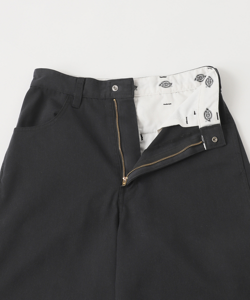 OUTDOOR PRODUCTS(アウトドアプロダクツ)の「Dickies 別注 WIDE BAGGY SHORTS(その他パンツ・レディース・ブラック/カーキ/ブラウン・LARGE/SMALL/MEDIUM)」の6枚目の写真