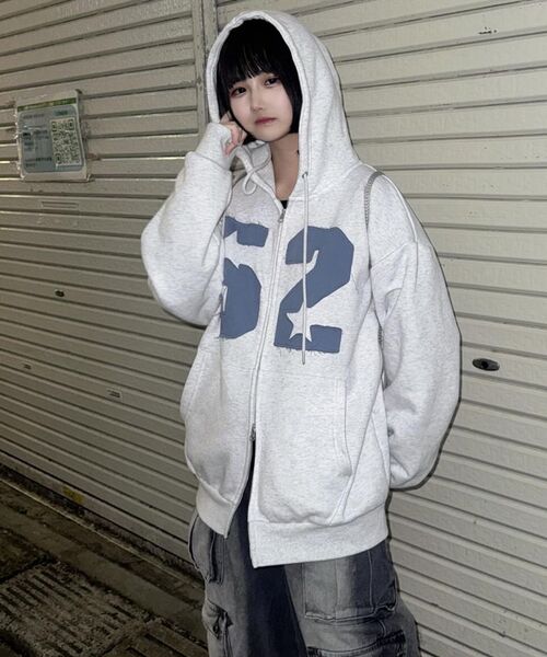 AMESWORLDWIDE（アメスワールドワイド）の「52 APPLIQUE HOODIE ZIP UP LIGHT GREY（パーカー・レディース・その他・LARGE/MEDIUM/SMALL）」の14枚目の写真