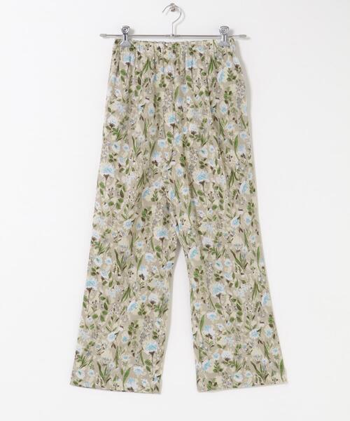 URBAN RESEARCH DOORS（アーバンリサーチドアーズ）の「『WEB/一部店舗限定カラー』フラワープリントイージーパンツ（その他パンツ・レディース・ホワイト系その他/グレー系その他/ブラウン系その他/ベージュ系その他・SMALL/MEDIUM）」の4枚目の写真