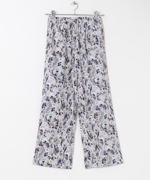 URBAN RESEARCH DOORS（アーバンリサーチドアーズ）の「『WEB/一部店舗限定カラー』フラワープリントイージーパンツ（その他パンツ・レディース・ホワイト系その他/グレー系その他/ブラウン系その他/ベージュ系その他・SMALL/MEDIUM）」の11枚目の写真