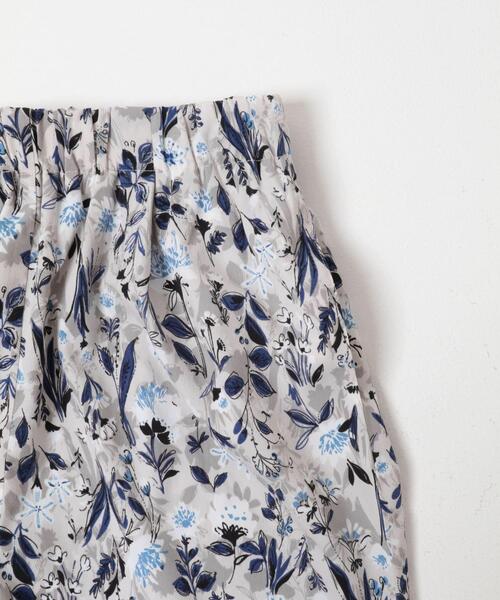 URBAN RESEARCH DOORS（アーバンリサーチドアーズ）の「『WEB/一部店舗限定カラー』フラワープリントイージーパンツ（その他パンツ・レディース・ホワイト系その他/グレー系その他/ブラウン系その他/ベージュ系その他・SMALL/MEDIUM）」の9枚目の写真